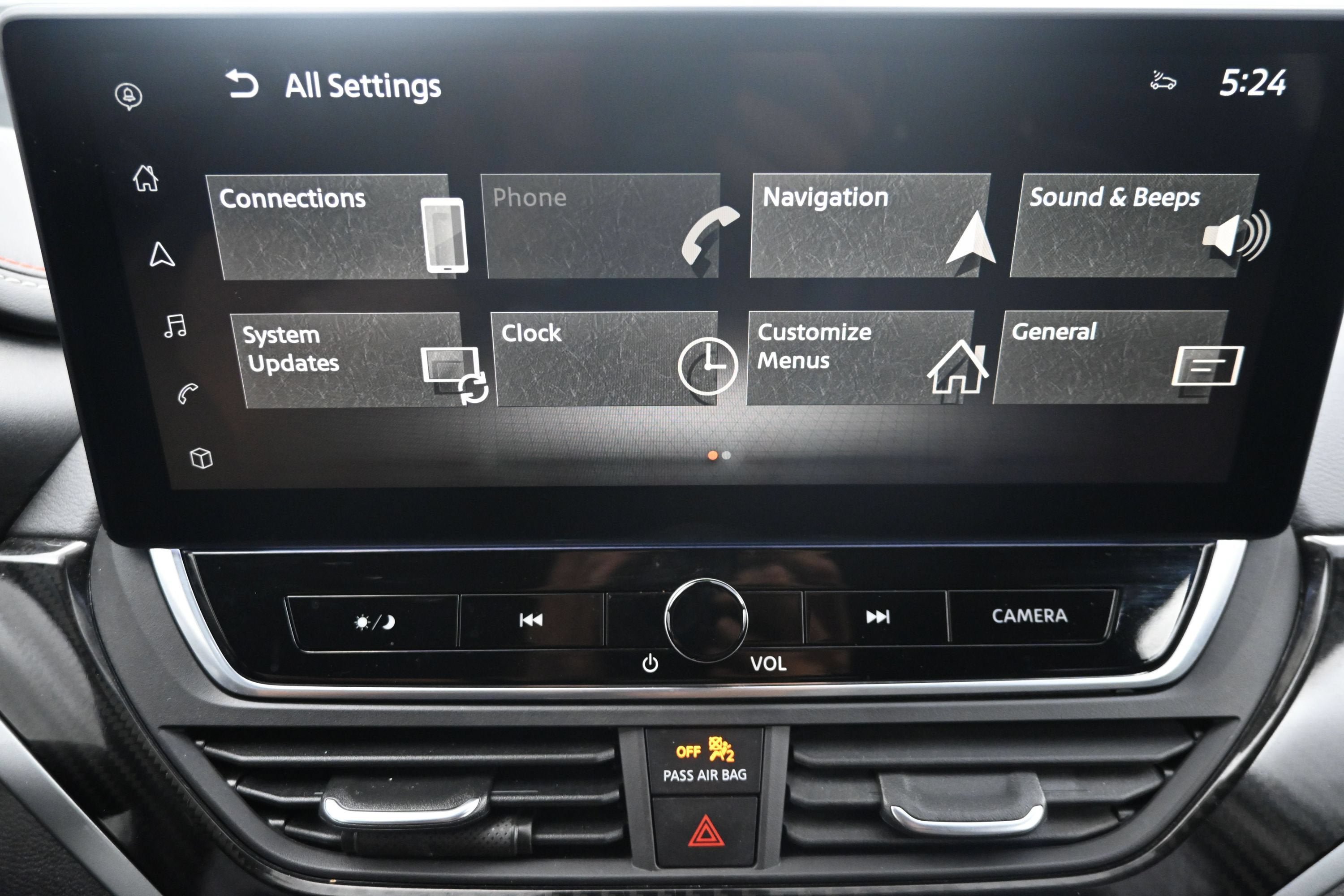 Used 2023 Nissan Altima 2.5 SR w/ SR Premium Package FWD image 16