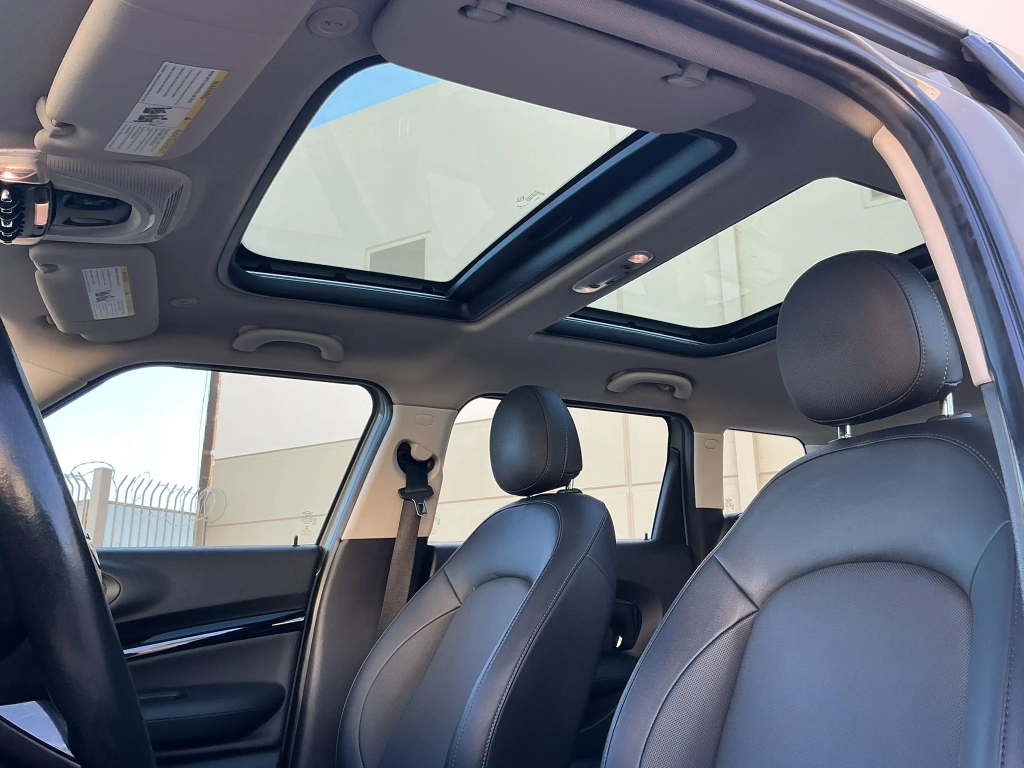 Used 2019 MINI Cooper Clubman ALL4 AWD/4WD image 30