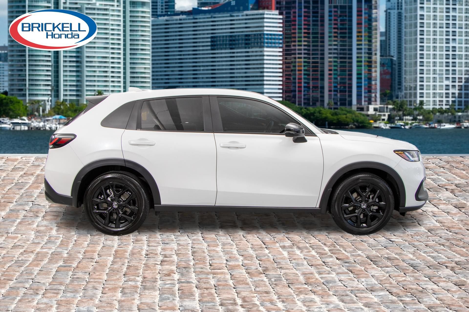 Certified 2025 Honda HR-V Sport image 8