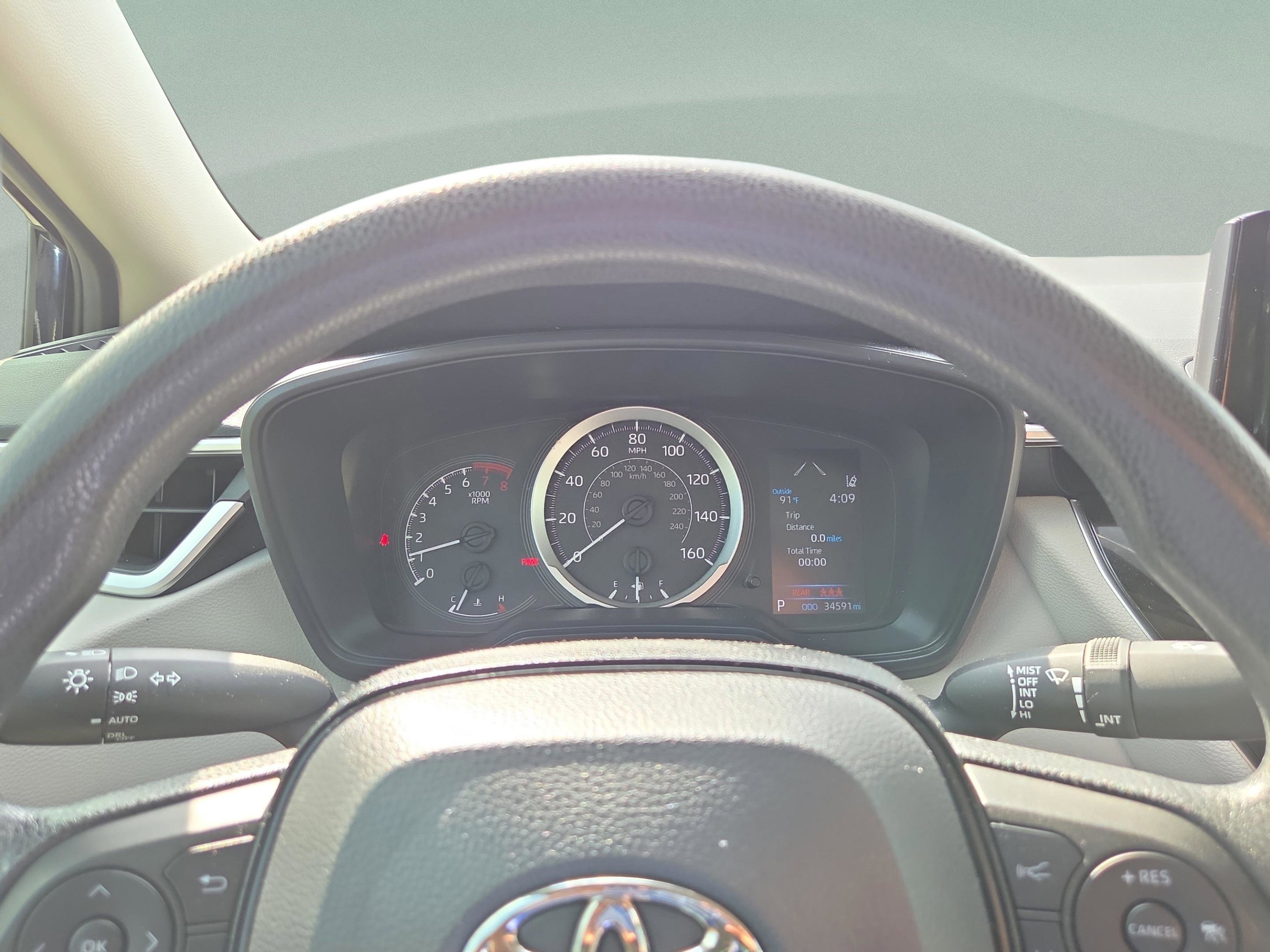 Used 2022 Toyota Corolla LE FWD image 15