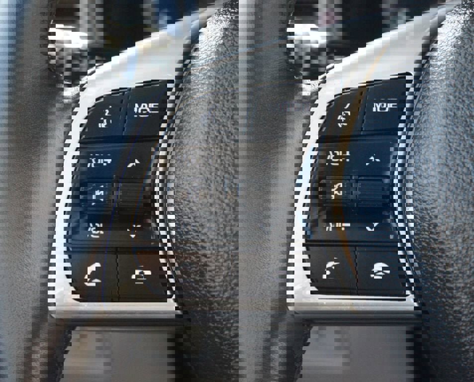 Used 2018 Hyundai Sonata Limited image 10