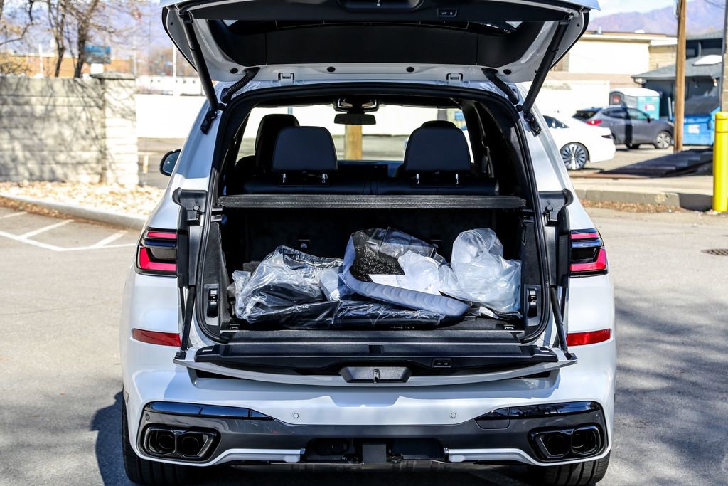 New 2026 BMW X7 M60i image 29