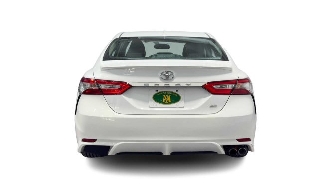 Used 2019 Toyota Camry SE w/ Convenience Package FWD image 3