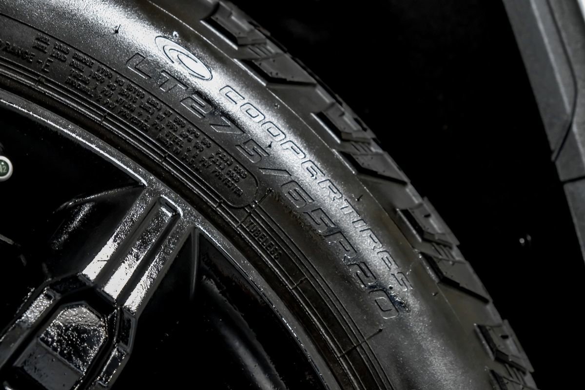 Used 2024 GMC Sierra 2500 AT4 w/ AT4 Premium Plus Package image 61