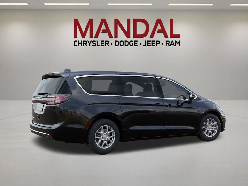 New 2026 Chrysler Pacifica Select FWD image 4