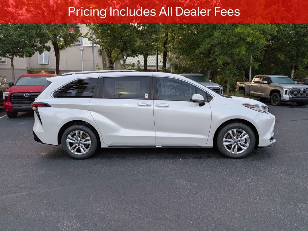 New 2026 Toyota Sienna Limited FWD image 4
