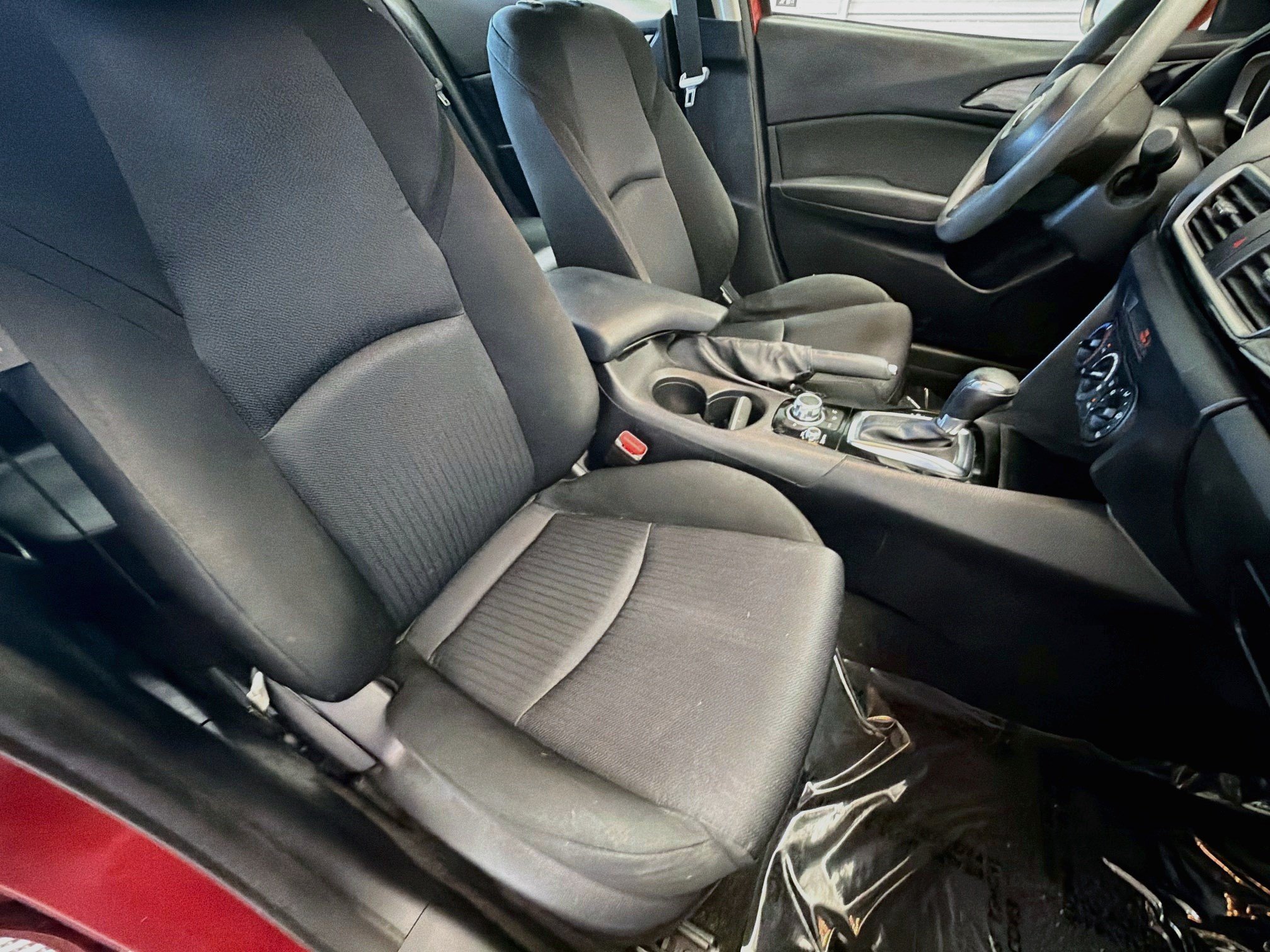 Used 2015 MAZDA MAZDA3 i Sport FWD image 15