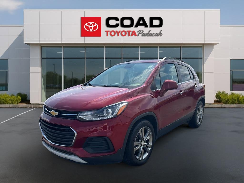 Used 2020 Chevrolet Trax LT w/ Driver Confidence Package FWD image 1