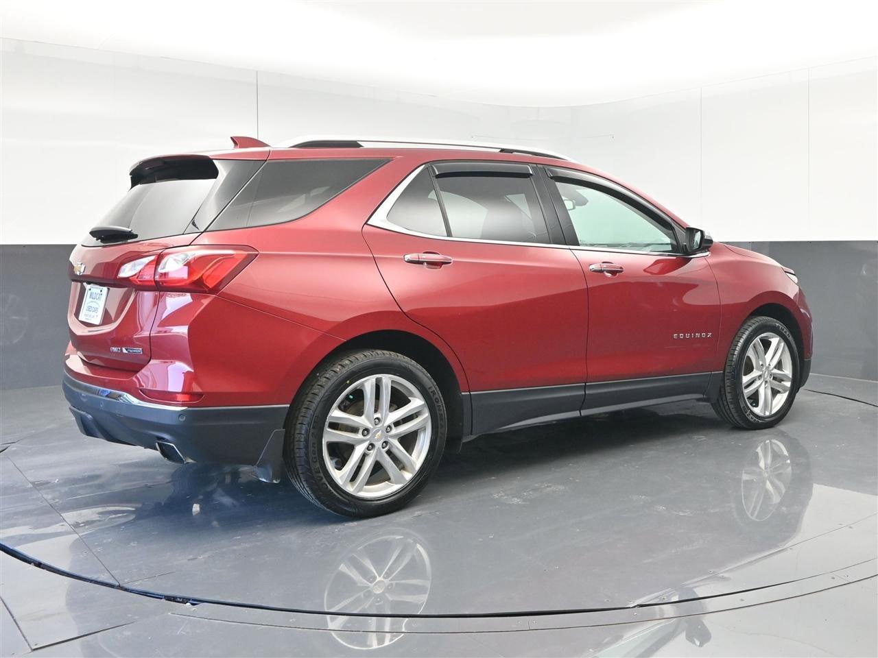 Used 2018 Chevrolet Equinox Premier AWD/4WD image 5