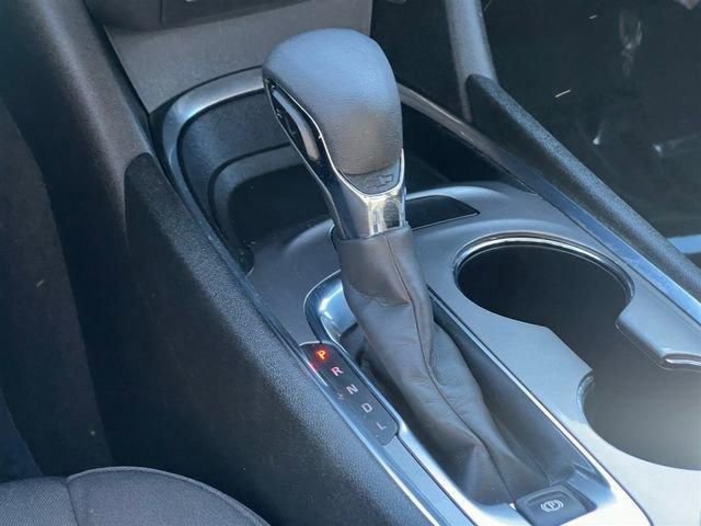 Used 2023 Chevrolet Malibu LT image 17