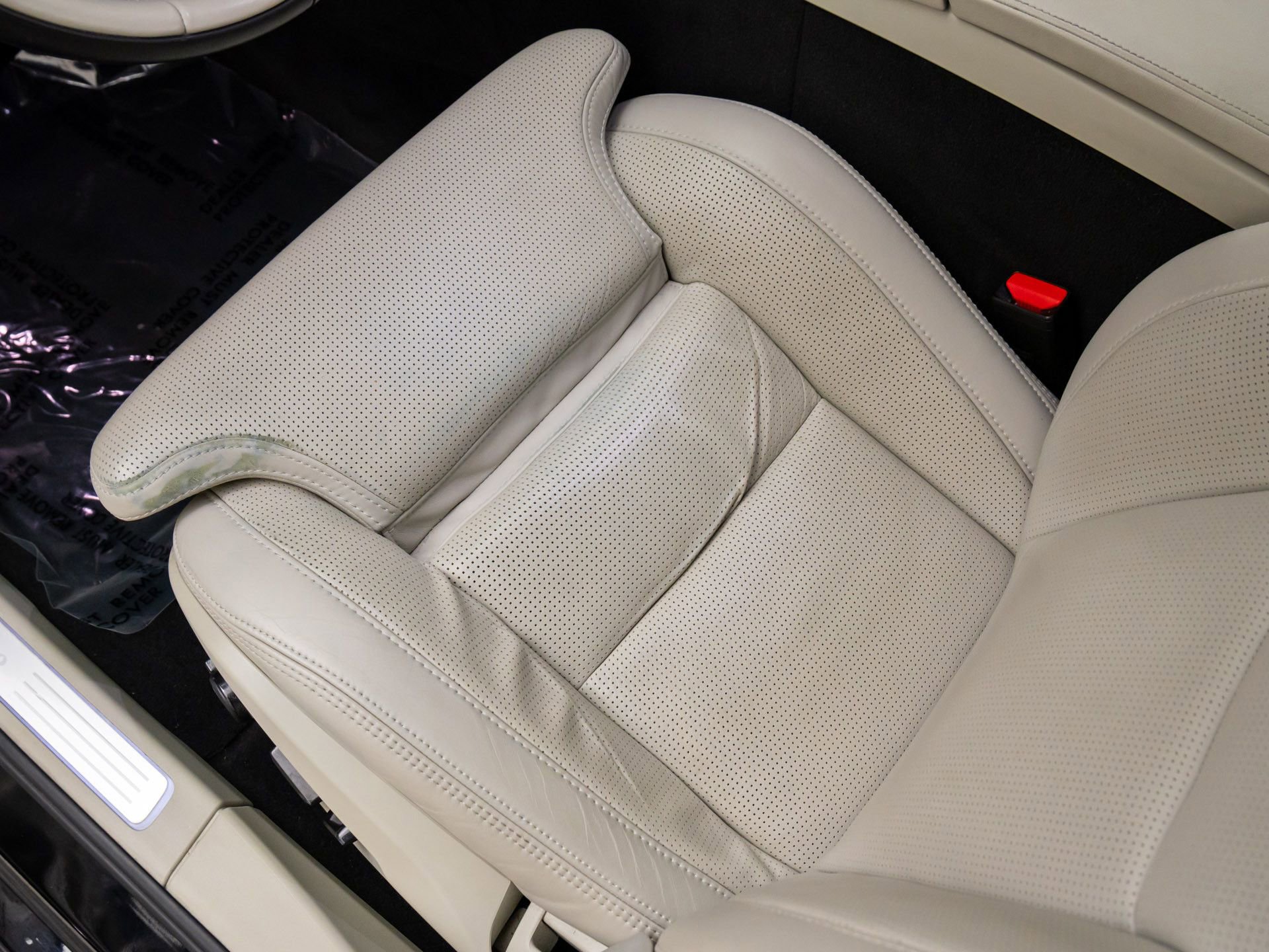 Used 2023 Volvo S90 B6 Ultimate image 17