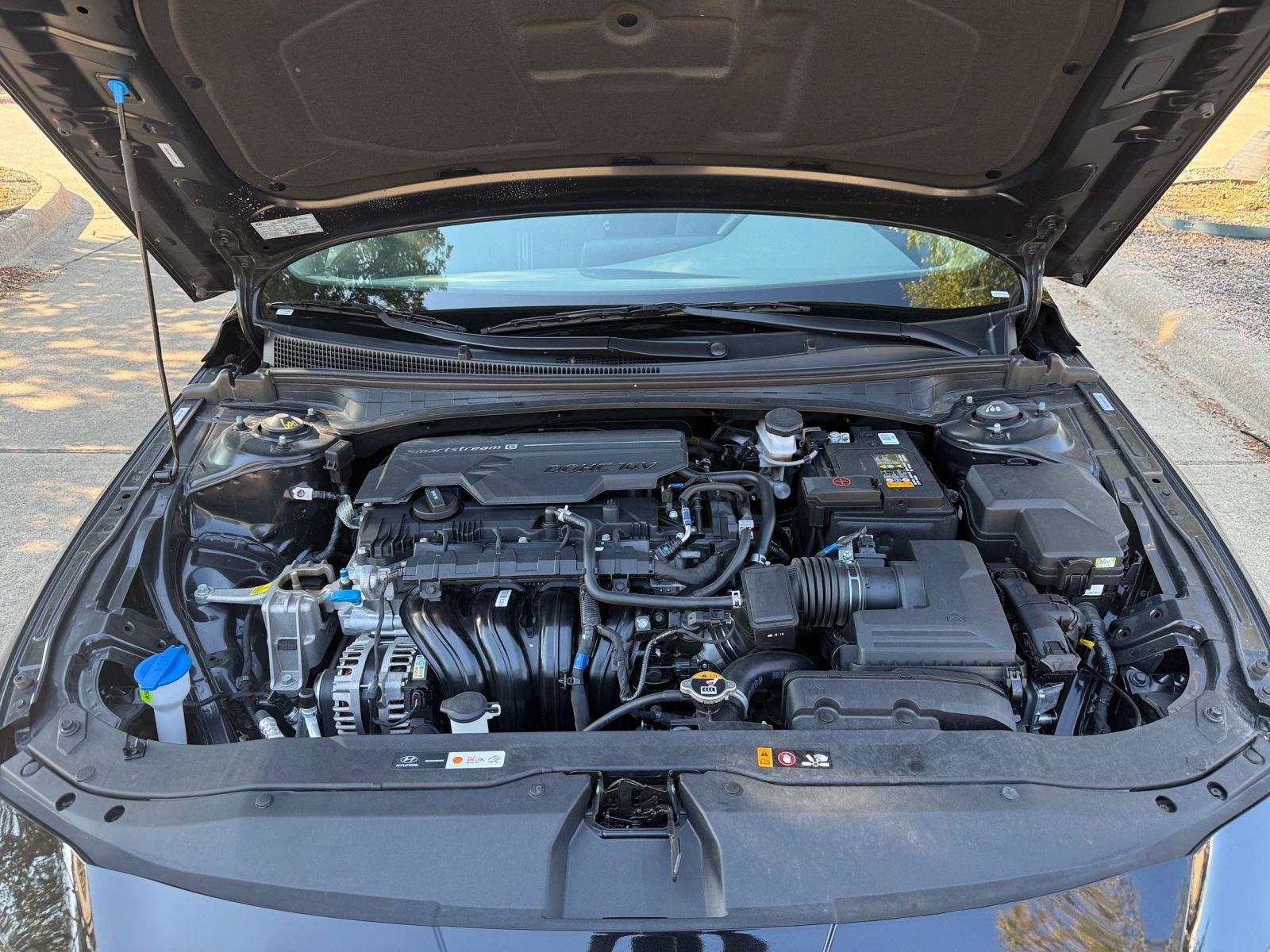 Used 2026 Hyundai Elantra Sport FWD image 32