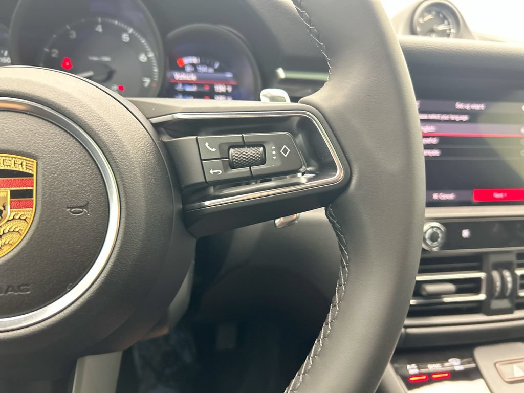 Used 2026 Porsche Macan AWD/4WD image 14