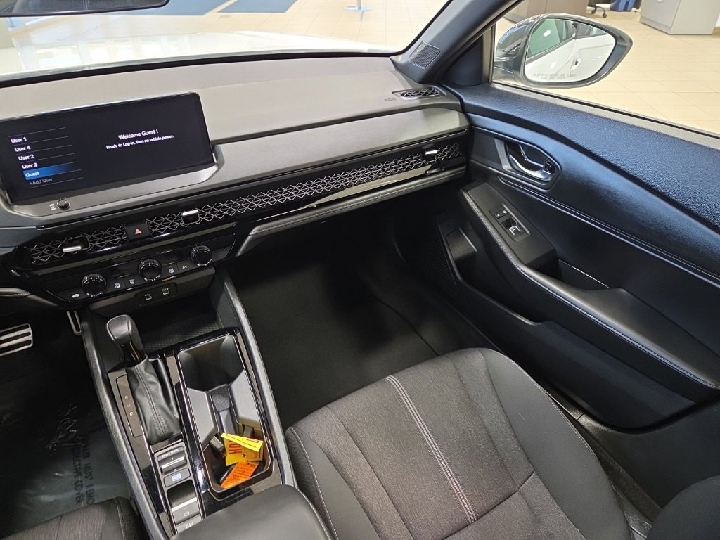 Used 2023 Honda Accord Sport image 18