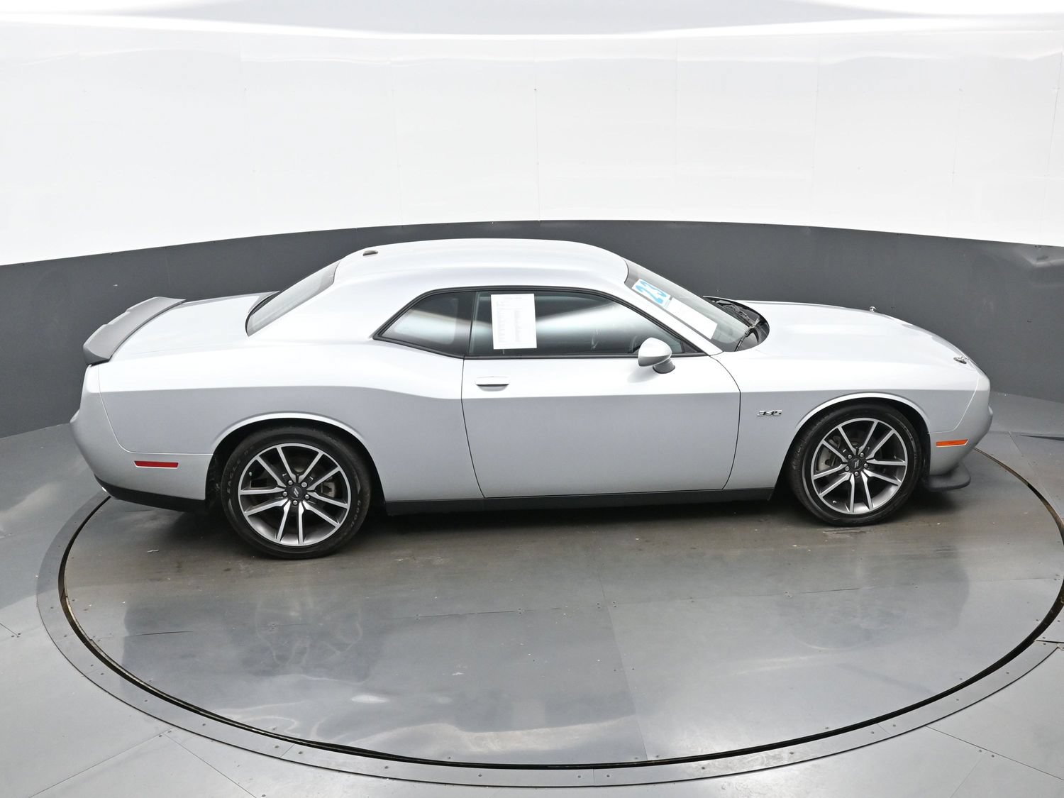 Used 2023 Dodge Challenger R/T RWD image 40