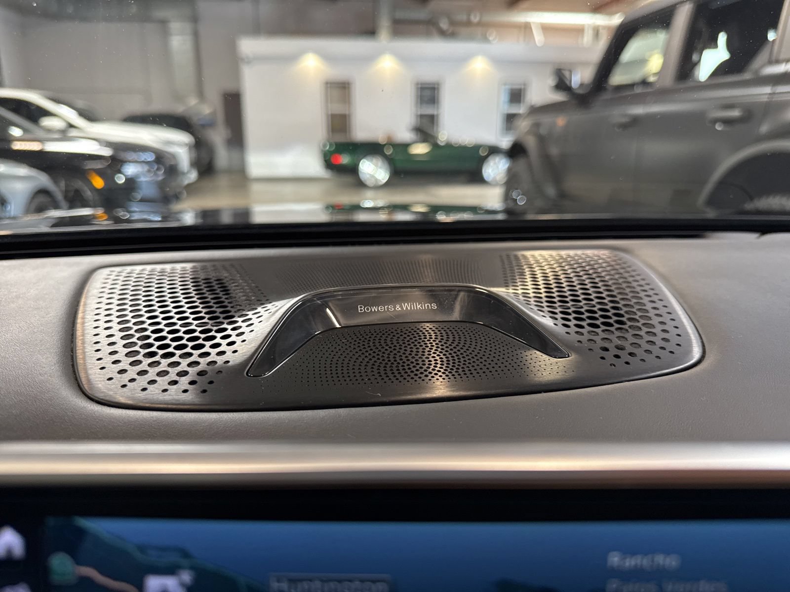 Used 2018 BMW 750i RWD image 45