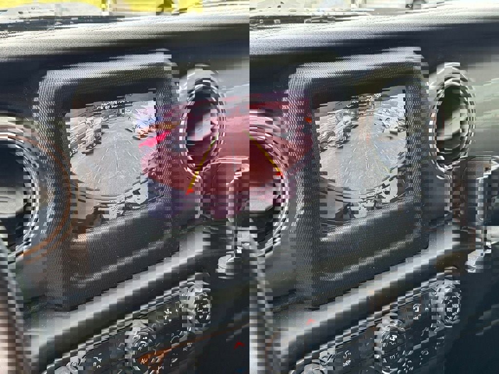 Used 2020 Jeep Wrangler Unlimited Sahara w/ Safety Group image 27