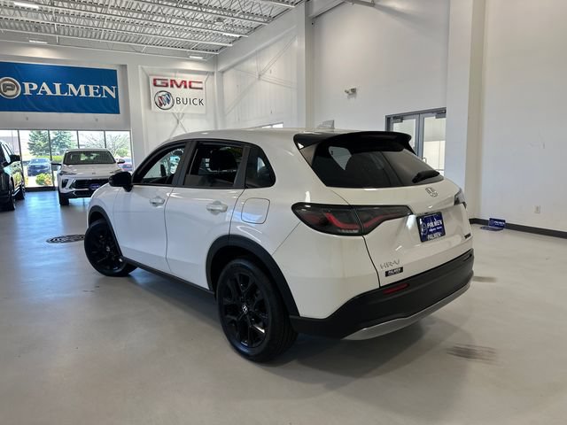 Used 2024 Honda HR-V Sport image 8