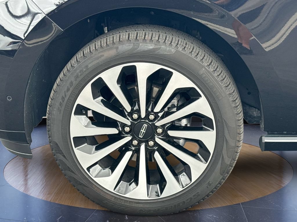 Used 2024 Lincoln Navigator Reserve AWD/4WD image 33