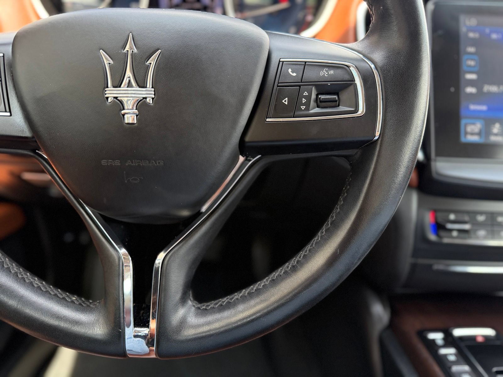 Used 2017 Maserati Ghibli S RWD image 27
