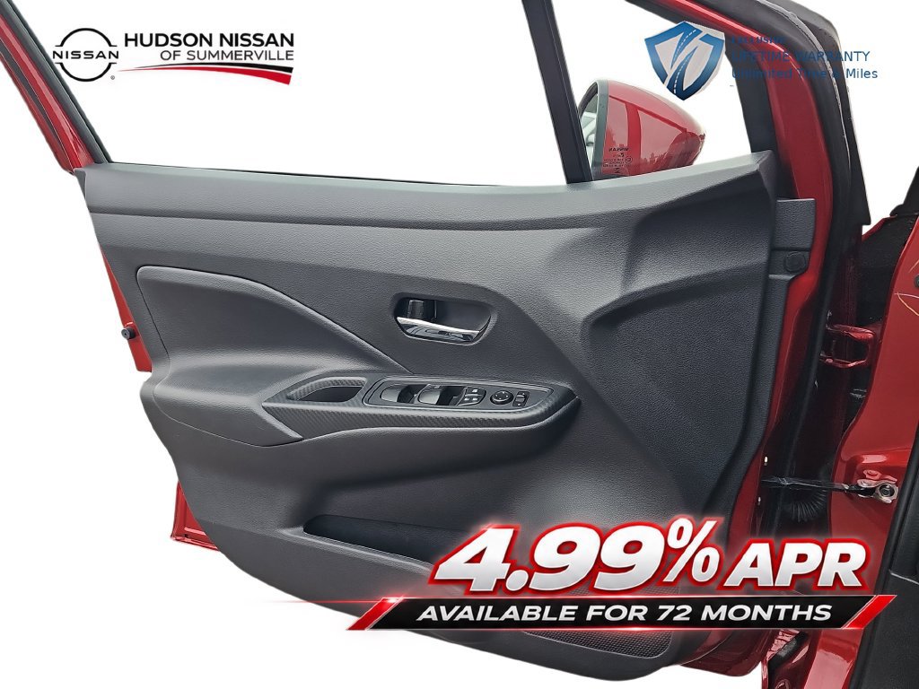 Used 2025 Nissan Versa SV w/ Trunk Package FWD image 27