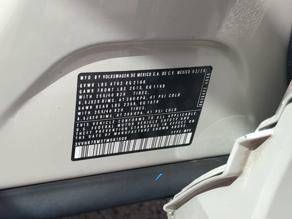 Certified 2026 Volkswagen Tiguan SE R-Line FWD image 36