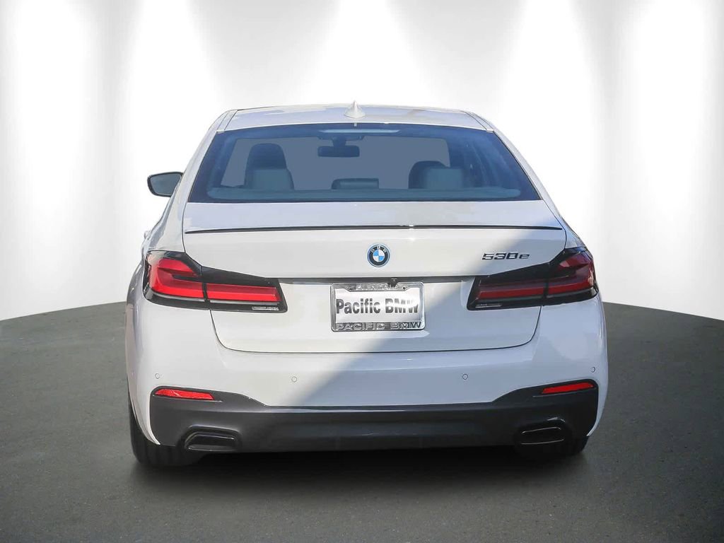 Certified 2023 BMW 530e w/ M Sport Package image 5