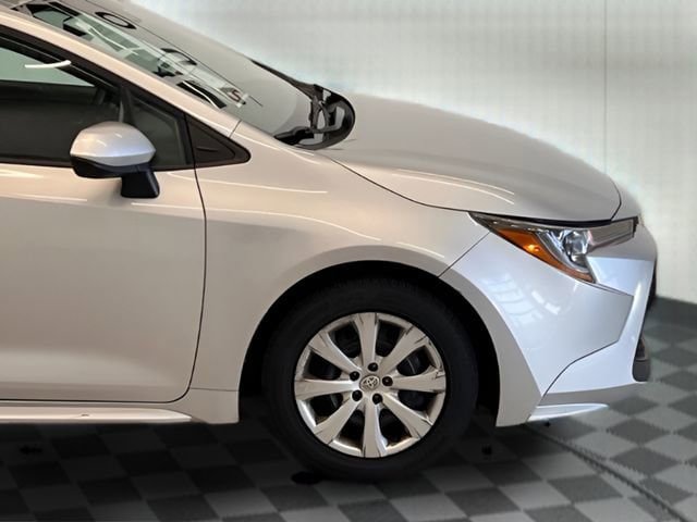 Used 2020 Toyota Corolla LE w/ Protection Package FWD image 9