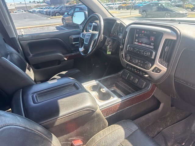 Used 2015 GMC Sierra 1500 SLT w/ SLT Crew Cab Value Package AWD/4WD image 24