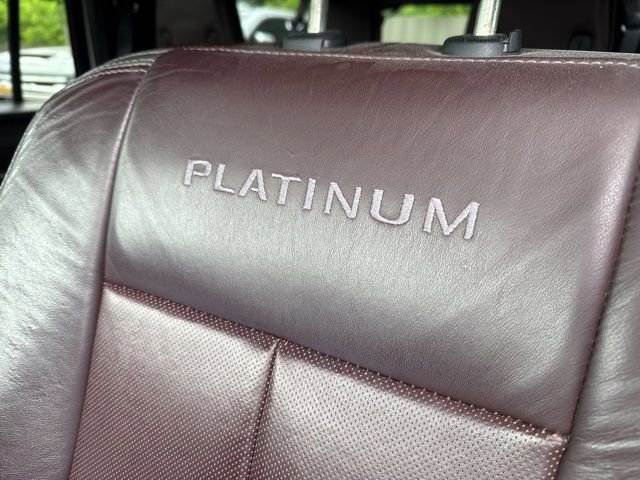Used 2017 Ford Expedition EL Platinum image 3