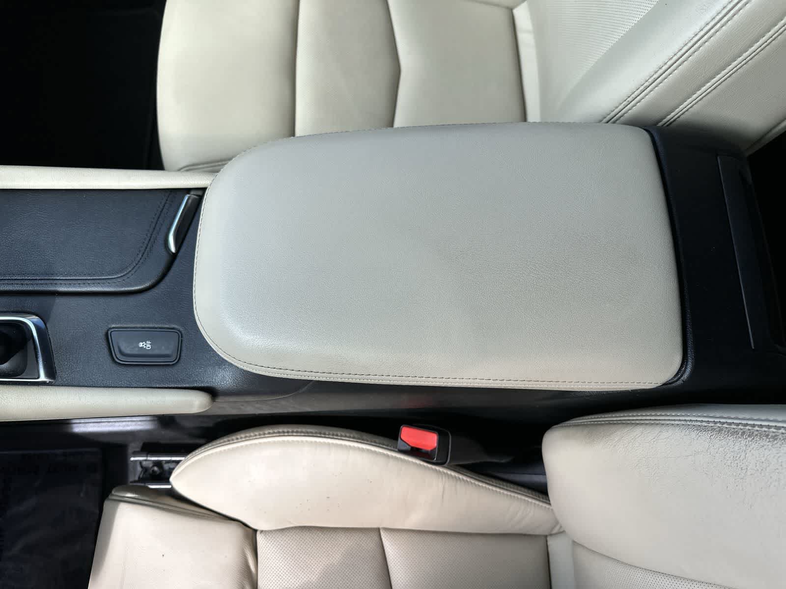 Used 2017 Cadillac XT5 Luxury FWD image 21