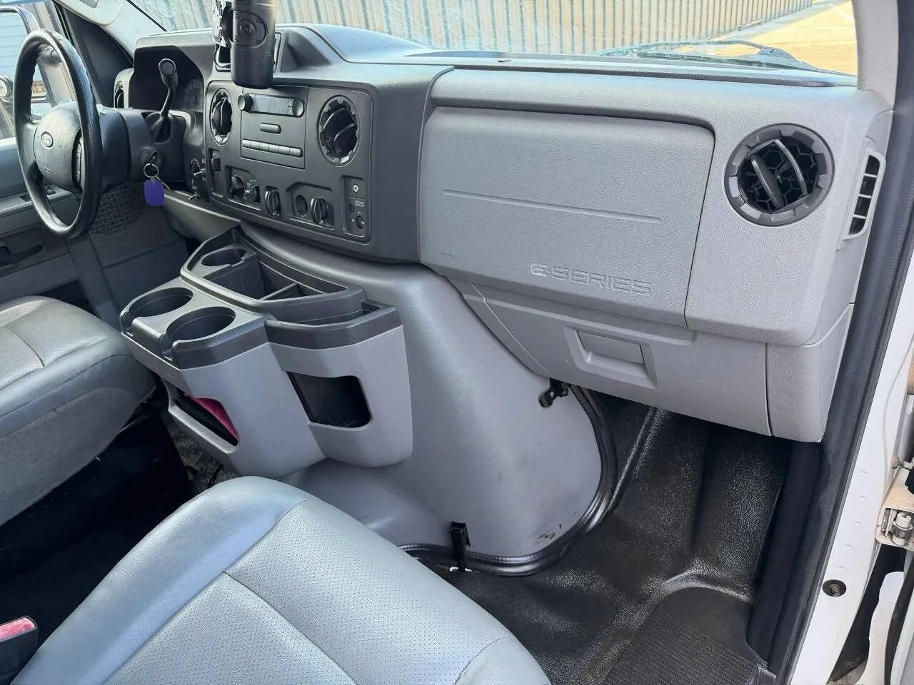 Used 2016 Ford E-350 and Econoline 350 Super Duty w/ Power Windows & Locks Group RWD image 9