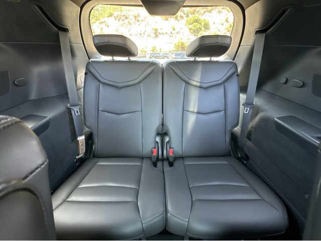 Certified 2023 Cadillac XT6 Sport w/ Technology Package AWD/4WD image 18