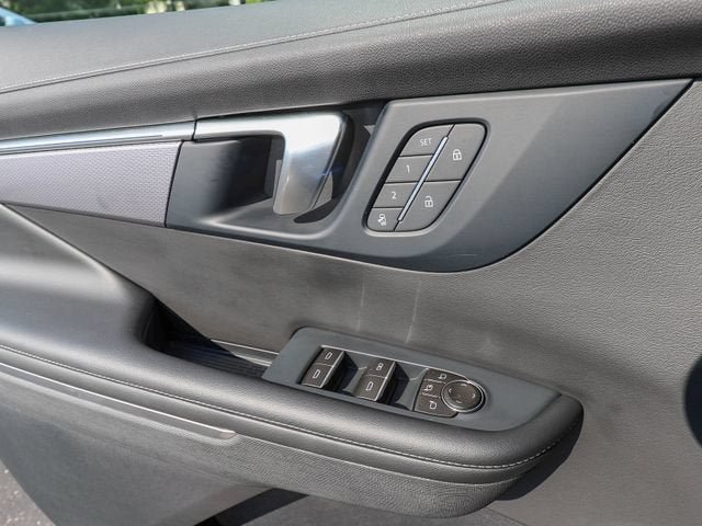 New 2026 Buick Enclave Sport Touring w/ Power Package FWD image 14