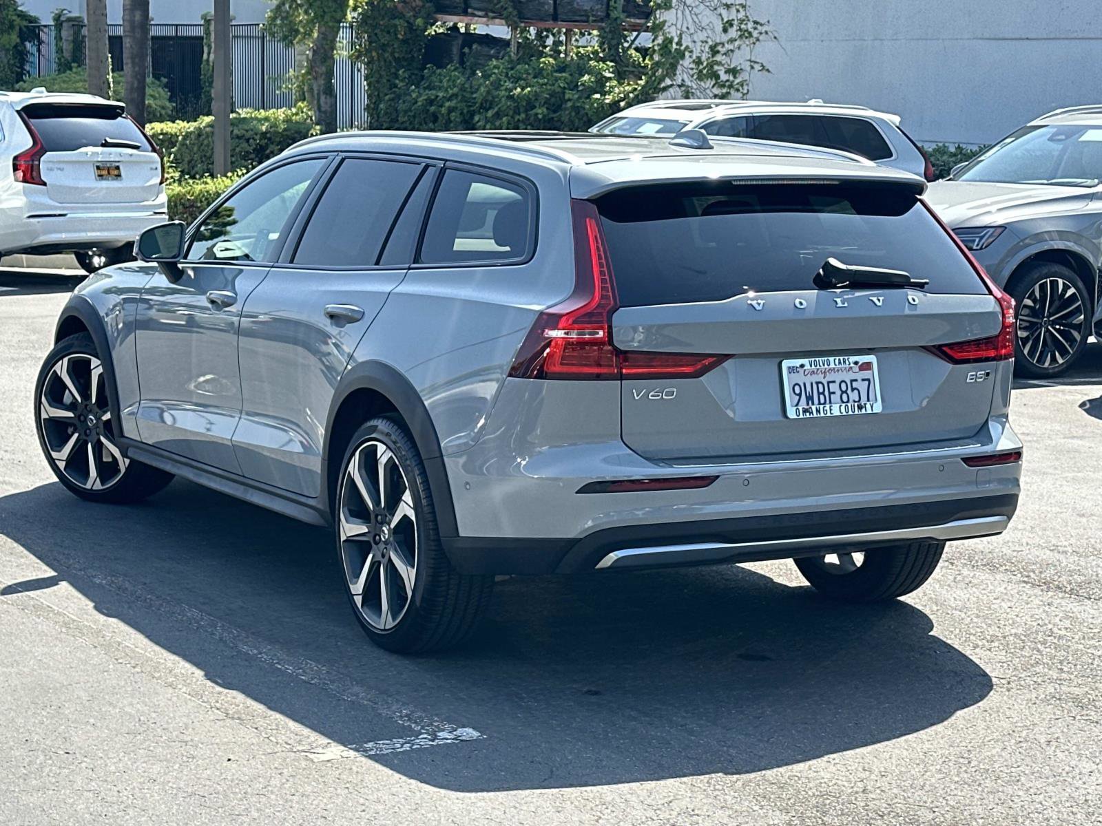 Certified 2026 Volvo V60 B5 Cross Country Plus w/ Climate Package image 6