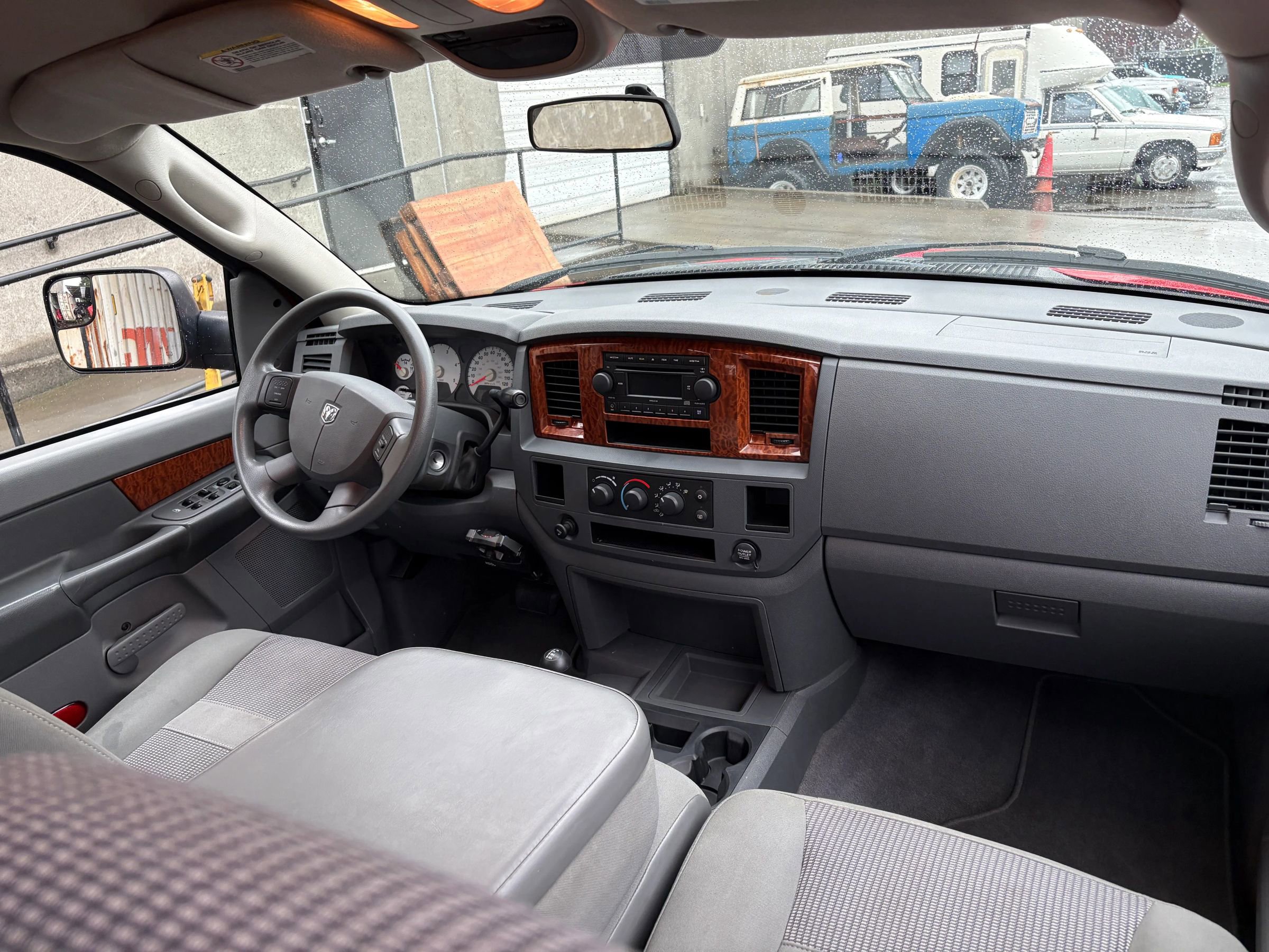 Used 2006 Dodge Ram 3500 Truck SLT image 30