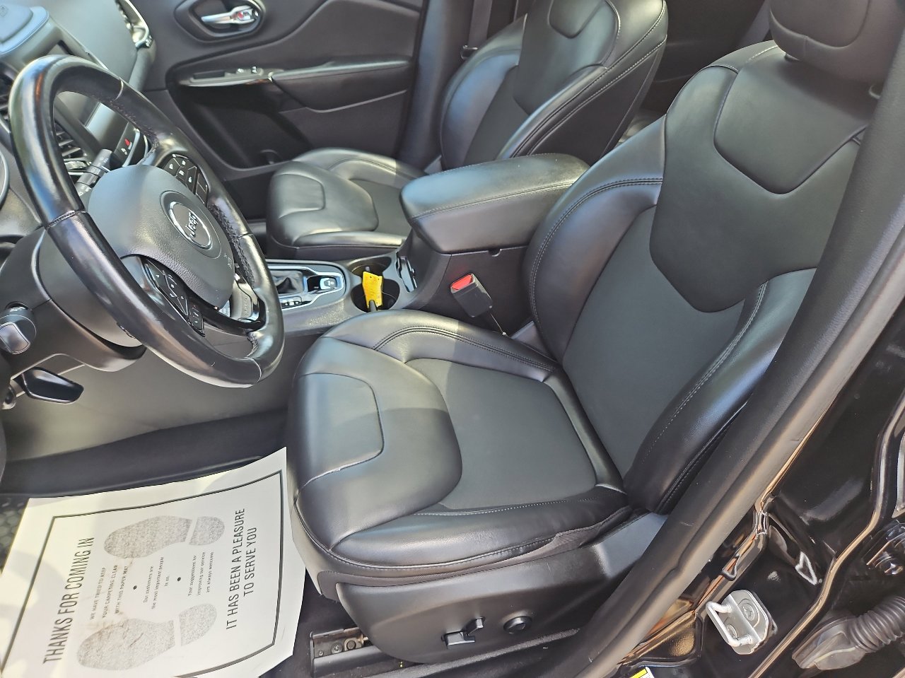 Used 2020 Jeep Cherokee Latitude Plus image 15