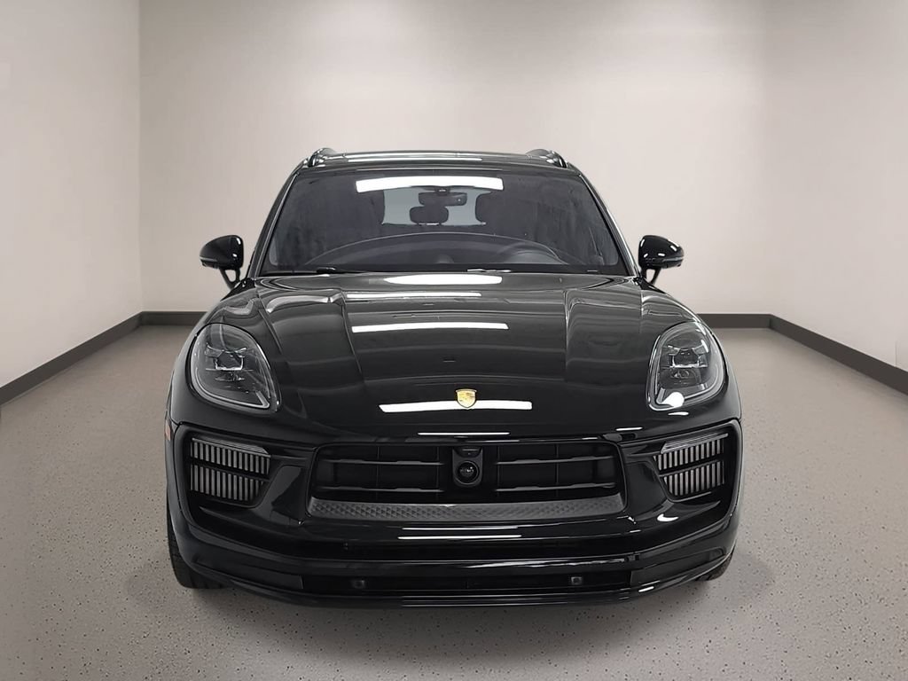 New 2026 Porsche Macan GTS AWD/4WD image 9