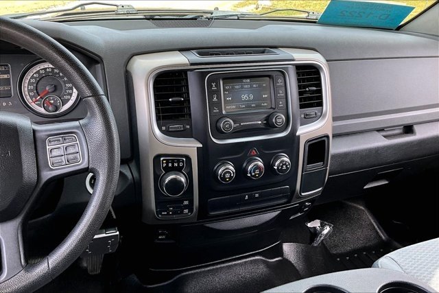 Used 2014 RAM 1500 Classic SLT AWD/4WD image 10