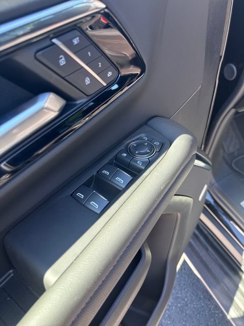 New 2026 Chevrolet Tahoe High Country w/ Sun And Tow Package AWD/4WD image 14