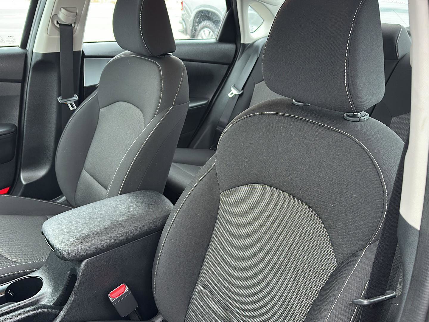 Used 2023 Kia Forte LXS image 21