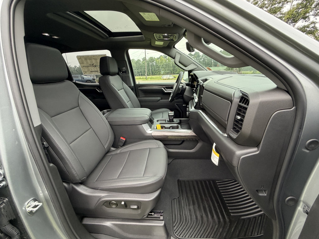 New 2026 Chevrolet Silverado 1500 LTZ w/ LTZ Premium Package AWD/4WD image 27