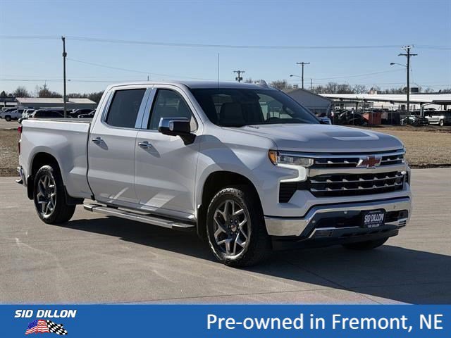 Certified 2022 Chevrolet Silverado 1500 LTZ w/ Technology Package AWD/4WD image 2