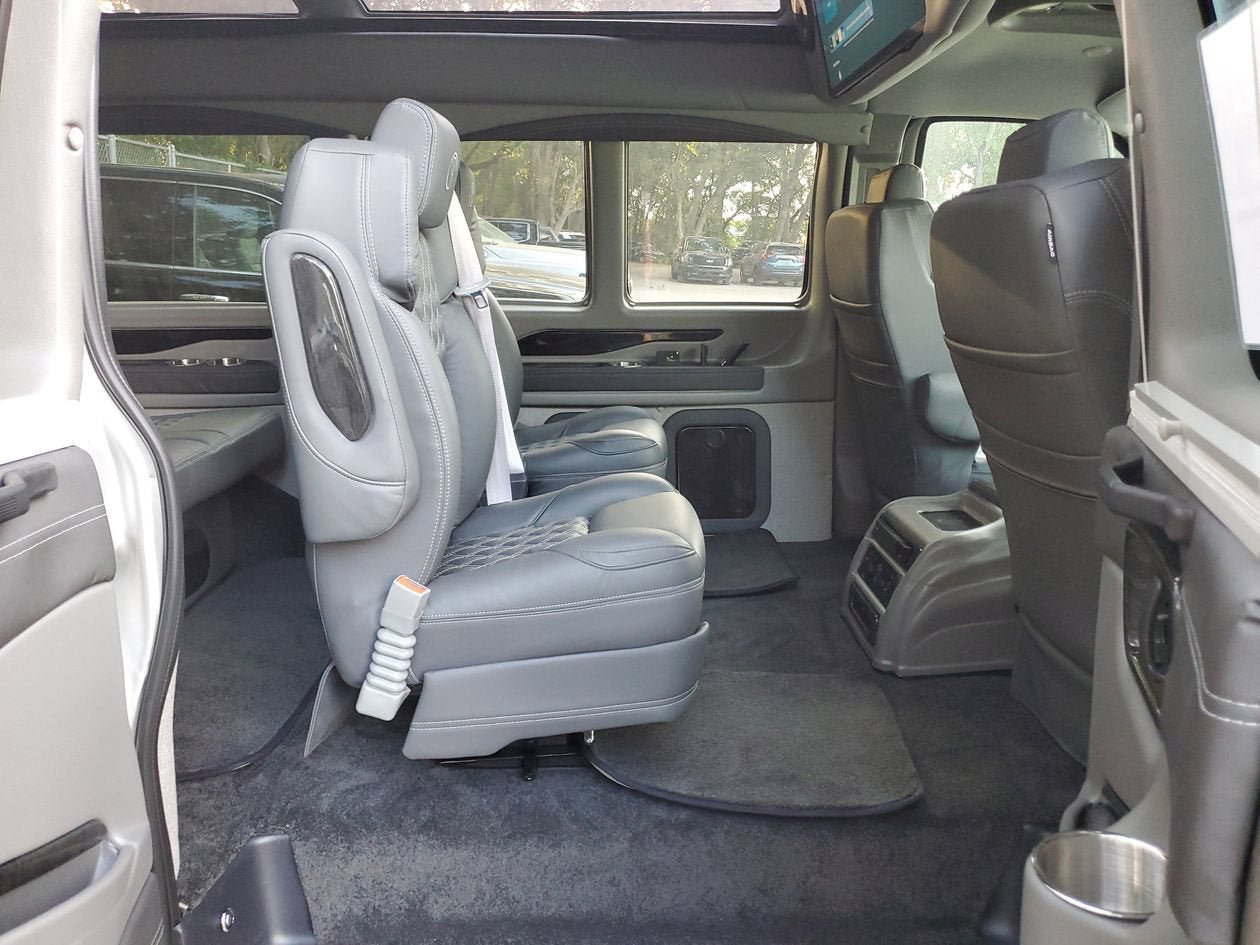 New 2026 GMC Savana 2500 w/ Driver Convenience Package RWD image 11