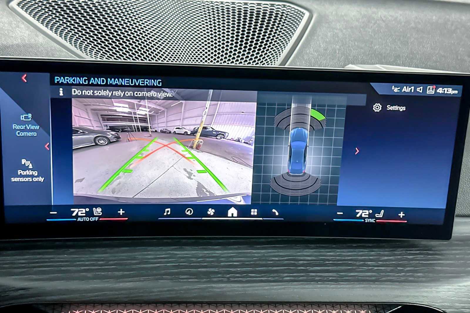 Used 2025 BMW 440i xDrive Coupe w/ Premium Package image 19