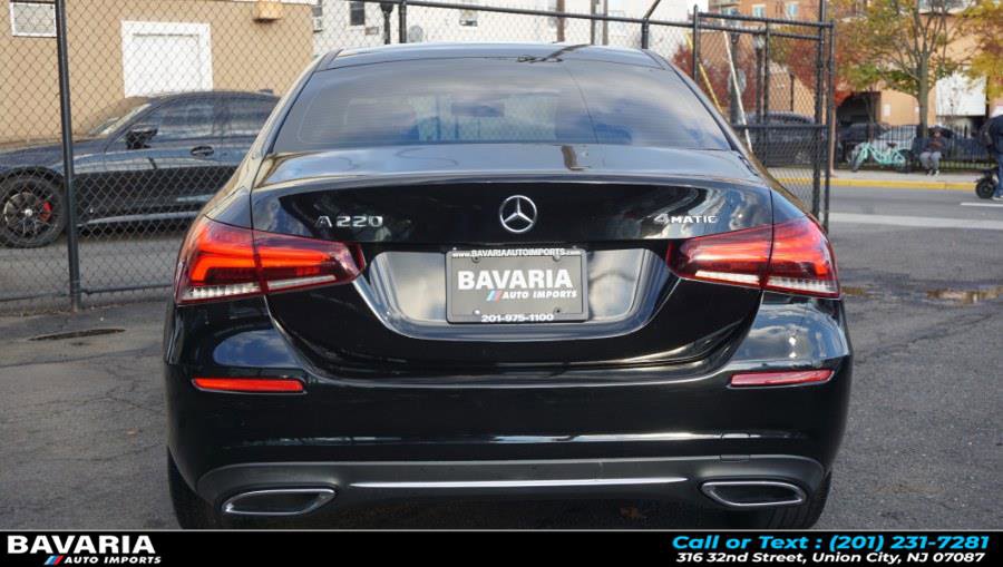 Used 2019 Mercedes-Benz A 220 4MATIC w/ Premium Package image 7