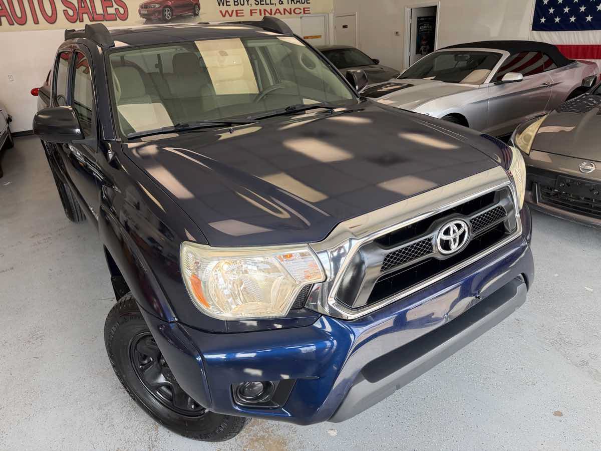 Used 2013 Toyota Tacoma PreRunner w/ SR5 Pkg RWD image 12