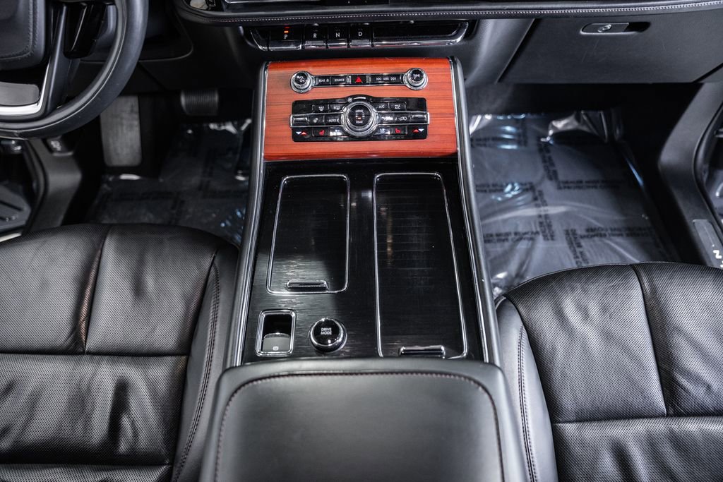 Used 2021 Lincoln Aviator Reserve w/ Elements Package Plus image 34