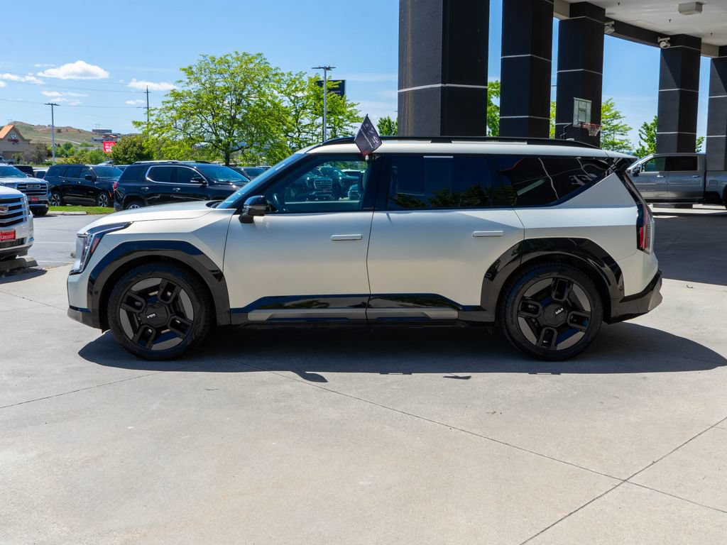 Certified 2024 Kia EV9 GT-Line AWD/4WD image 4