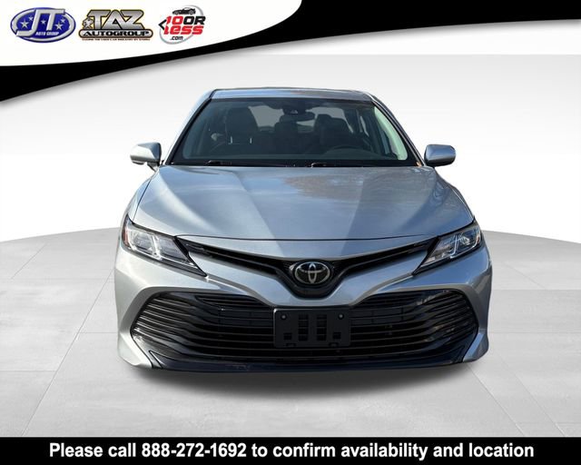 Used 2019 Toyota Camry LE FWD image 1